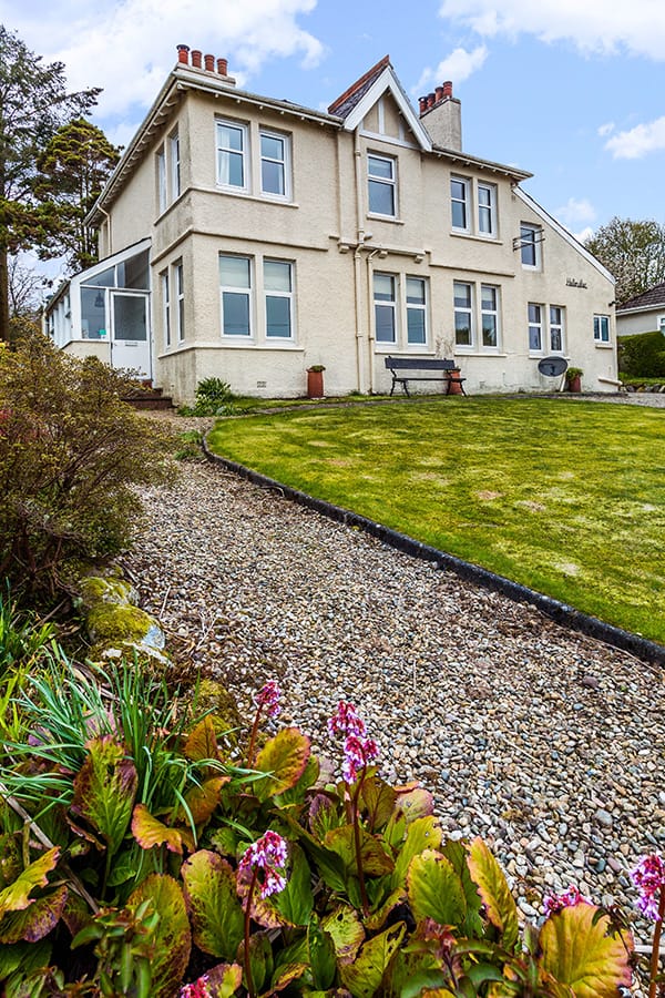 Helenslea Holiday Villa Front Garden